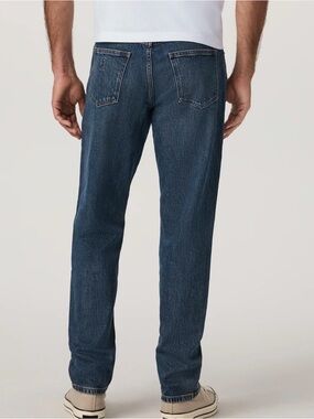 Vuori Men’s Straight Jeans in Indigo Blue